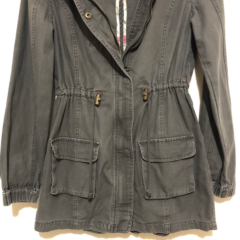 *SOLD* Cotton On - Hooded utility jacket - Picture 4 of 8